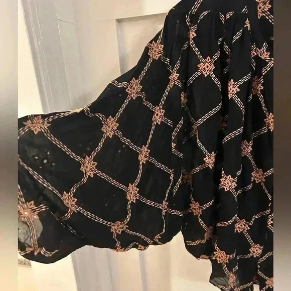 Johnny Was Iman Embroidered button down blouse s/m - Picture 9 of 9